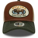 gorra-trucker-marron-y-verde-a-frame-animal-patch-de-bufalo-de-new-era