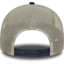 gorra-trucker-beige-y-azul-marino-a-frame-animal-patch-de-pato-de-new-era