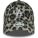 gorra-curva-negra-ajustable-para-mujer-9forty-cosy-animal-de-los-angeles-dodgers-mlb-de-new-era
