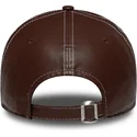 gorra-curva-marron-ajustable-para-mujer-9forty-topstitch-pu-de-new-york-yankees-mlb-de-new-era