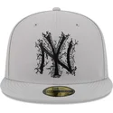 gorra-plana-gris-ajustada-59fifty-cracked-de-new-york-yankees-mlb-de-new-era
