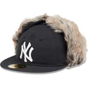 gorra-plana-negra-ajustada-59fifty-winter-dog-ear-de-new-york-yankees-mlb-de-new-era