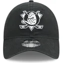 gorra-curva-negra-ajustable-9twenty-stamp-de-anaheim-ducks-nhl-de-new-era