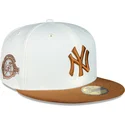 gorra-plana-blanca-y-marron-ajustada-59fifty-chrome-toast-side-patch-de-new-york-yankees-mlb-de-new-era