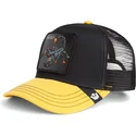 gorra-trucker-negra-y-amarilla-escorpion-deadly-sport-the-farm-de-goorin-bros