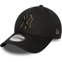 gorra-curva-negra-ajustable-con-logo-verde-9forty-outline-de-new-york-yankees-mlb-de-new-era