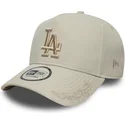 gorra-curva-beige-snapback-con-logo-beige-9forty-e-frame-tonal-icon-de-los-angeles-dodgers-mlb-de-new-era