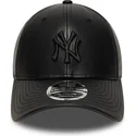 gorra-curva-negra-snapback-con-logo-negro-9forty-m-crown-pu-de-new-york-yankees-mlb-de-new-era