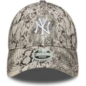 gorra-curva-gris-ajustable-para-mujer-9forty-snake-de-new-york-yankees-mlb-de-new-era