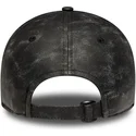 gorra-curva-negra-ajustable-para-mujer-con-logo-negro-9twenty-worn-pu-de-new-york-yankees-mlb-de-new-era