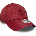 gorra-curva-roja-ajustable-para-mujer-con-logo-rojo-9twenty-padded-de-new-york-yankees-mlb-de-new-era