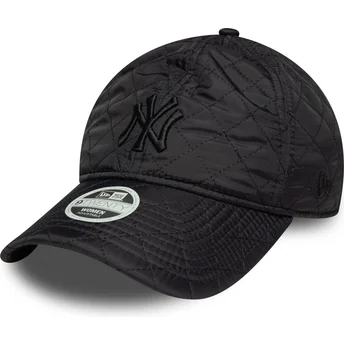 Gorra curva negra ajustable para mujer con logo negro 9TWENTY Padded de New York Yankees MLB de New Era