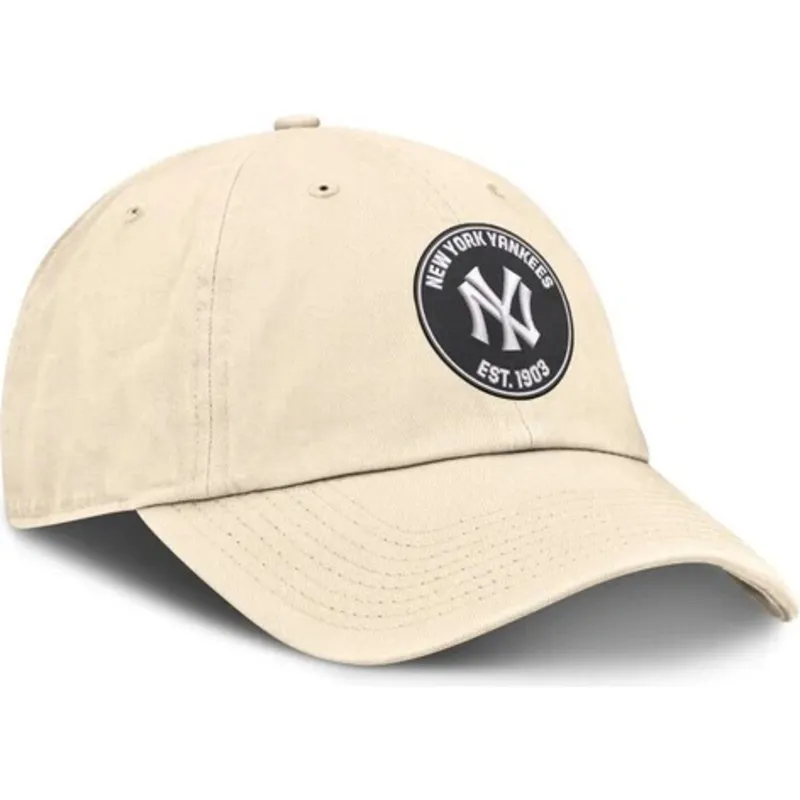 gorra-curva-beige-ajustable-club-unstructured-organic-cotton-de-new-york-yankees-mlb-de-nike