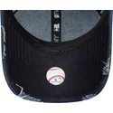 gorra-curva-azul-ajustable-9twenty-denim-distress-de-new-york-yankees-mlb-de-new-era