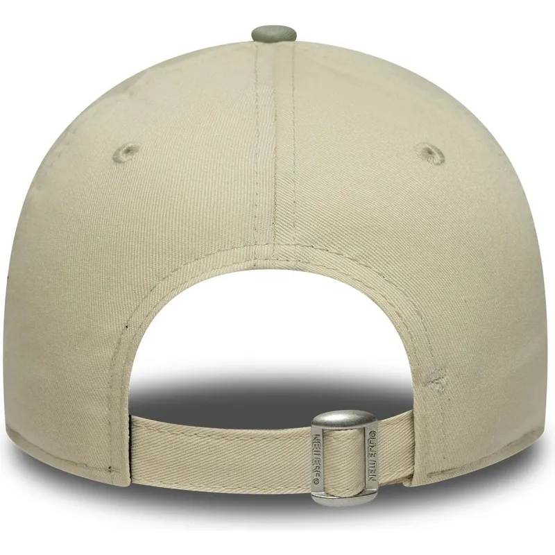 gorra-curva-beige-y-verde-ajustable-para-nino-9forty-league-essential-de-new-york-yankees-mlb-de-new-era