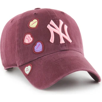 Gorra curva granate ajustable Clean Up Candy Heart de New York Yankees MLB de 47 Brand