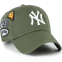 gorra-curva-verde-ajustable-clean-up-badges-de-new-york-yankees-mlb-de-47-brand