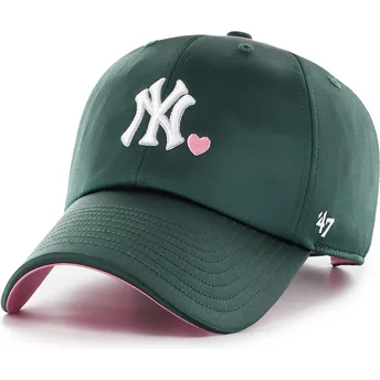 Gorra curva verde ajustable Clean Up With Love de New York Yankees MLB de 47 Brand