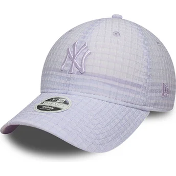 Gorra curva violeta ajustable con logo violeta para mujer 9TWENTY Seersucker de New York Yankees MLB de New Era