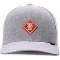 gorra-curva-gris-ajustable-con-logo-rojo-truefit-oxfordcontra-de-djinns