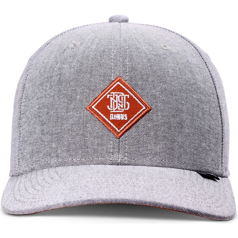gorra-curva-gris-ajustable-con-logo-rojo-truefit-oxfordcontra-de-djinns