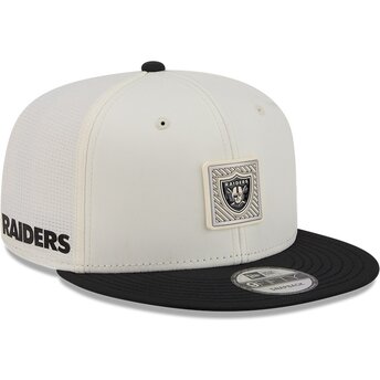 Gorra plana beige y negra snapback 9FIFTY Training Pack 2026 de Las Vegas Raiders NFL de New Era