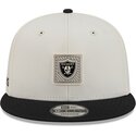 gorra-plana-beige-y-negra-snapback-9fifty-training-pack-2026-de-las-vegas-raiders-nfl-de-new-era