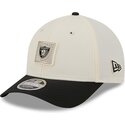 gorra-curva-beige-y-negra-snapback-9forty-m-crown-training-pack-2026-de-las-vegas-raiders-nfl-de-new-era