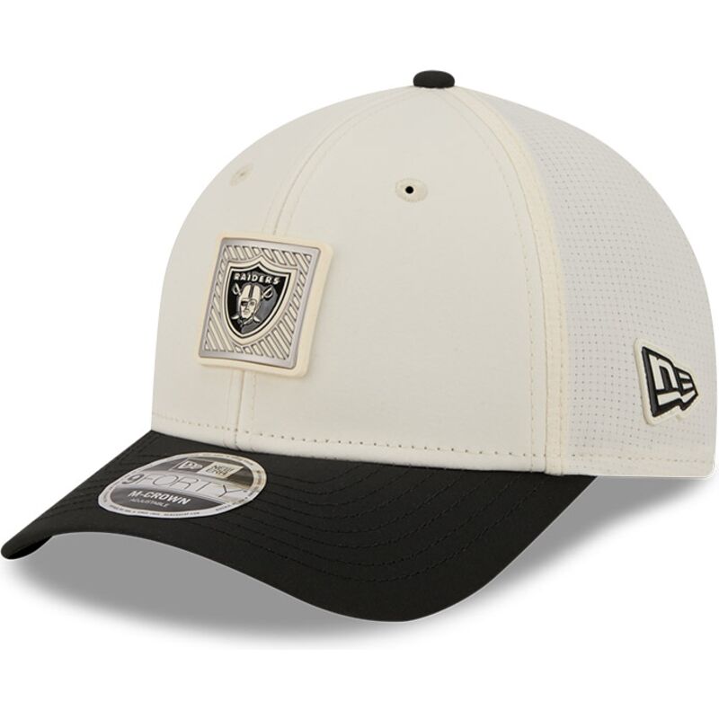 gorra-curva-beige-y-negra-snapback-9forty-m-crown-training-pack-2026-de-las-vegas-raiders-nfl-de-new-era
