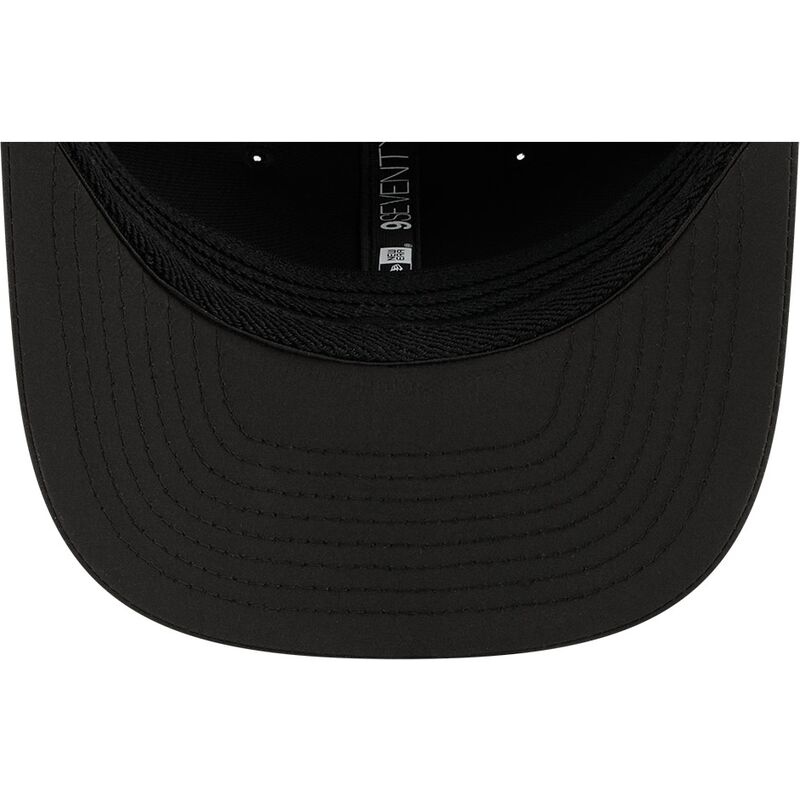 gorra-curva-negra-snapback-9seventy-stretch-snap-training-pack-2026-de-las-vegas-raiders-nfl-de-new-era