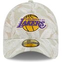 gorra-curva-beige-ajustada-59forty-a-frame-leafy-palm-de-los-angeles-lakers-nba-de-new-era