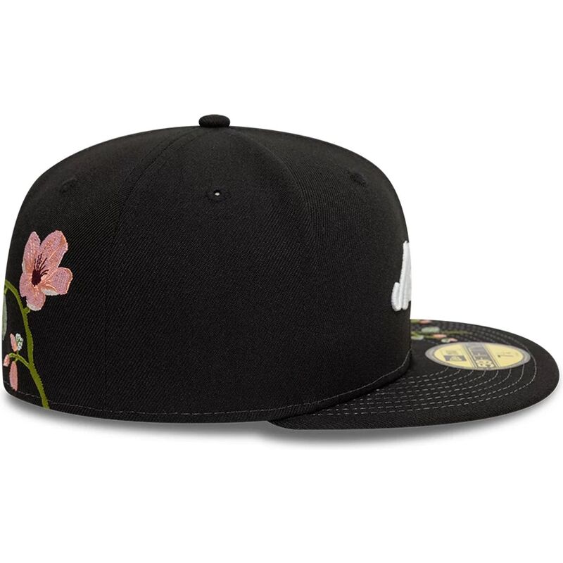 gorra-plana-negra-ajustada-59fifty-floral-emb-de-new-era gorra-plana-negra-ajustada-59fifty-floral-emb-de-new-era