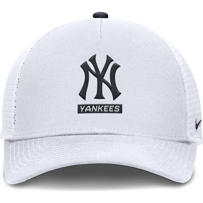 gorra-trucker-blanca-primetime-dri-fit-rise-structured-de-new-york-yankees-mlb-de-nike
