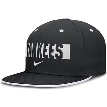 Gorra plana negra ajustada Primetime Dri-Fit True Structured Round Bill de New York Yankees MLB de Nike