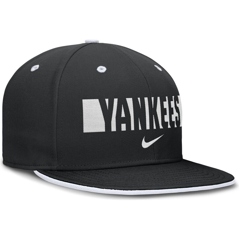 gorra-plana-negra-ajustada-primetime-dri-fit-true-structured-round-bill-de-new-york-yankees-mlb-de-nike gorra-plana-negra-ajustada-primetime-dri-fit-true-structured-round-bill-de-new-york-yankees-mlb-de-nike