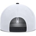 gorra-plana-blanca-y-azul-marino-snapback-cooperstown-dri-fit-pro-structured-square-bill-de-new-york-yankees-mlb-de-nike