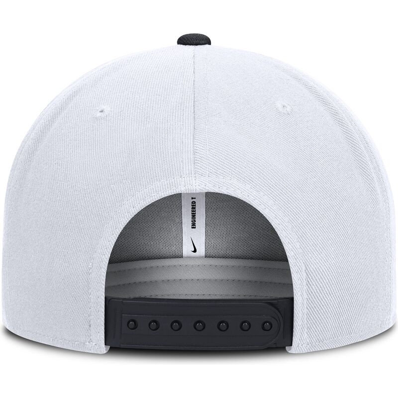 gorra-plana-blanca-y-azul-marino-snapback-cooperstown-dri-fit-pro-structured-square-bill-de-new-york-yankees-mlb-de-nike