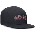 gorra-plana-azul-marino-ajustada-dri-fit-true-structured-round-bill-de-boston-red-sox-mlb-de-nike