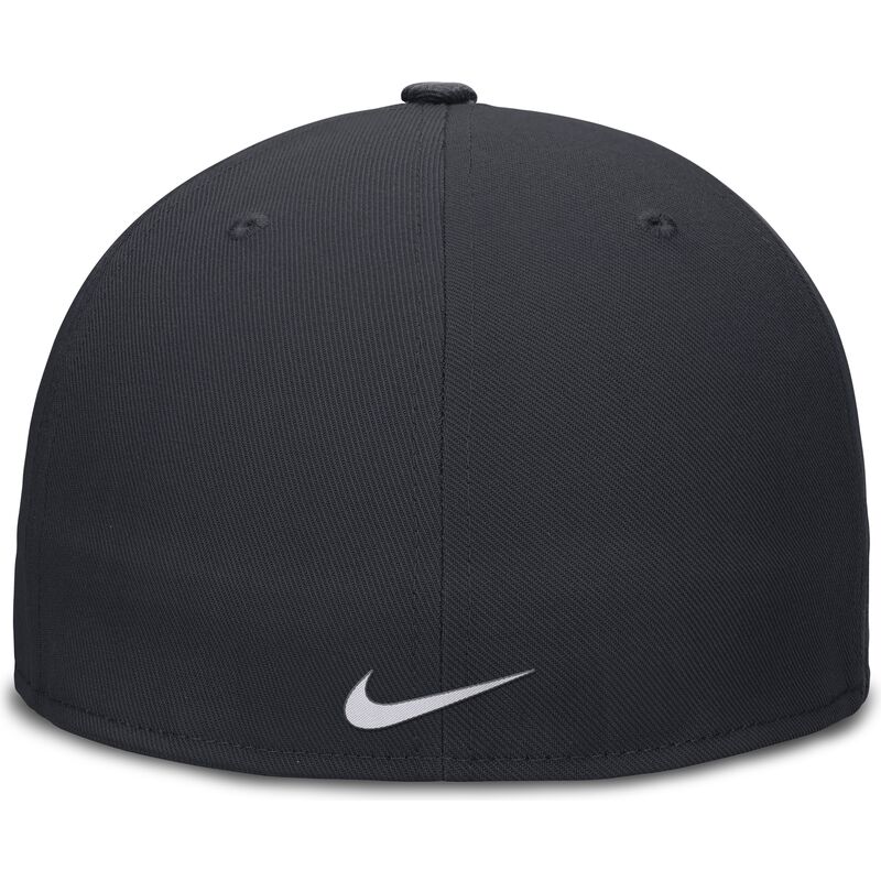 gorra-plana-azul-marino-ajustada-dri-fit-true-structured-round-bill-de-boston-red-sox-mlb-de-nike gorra-plana-azul-marino-ajustada-dri-fit-true-structured-round-bill-de-boston-red-sox-mlb-de-nike