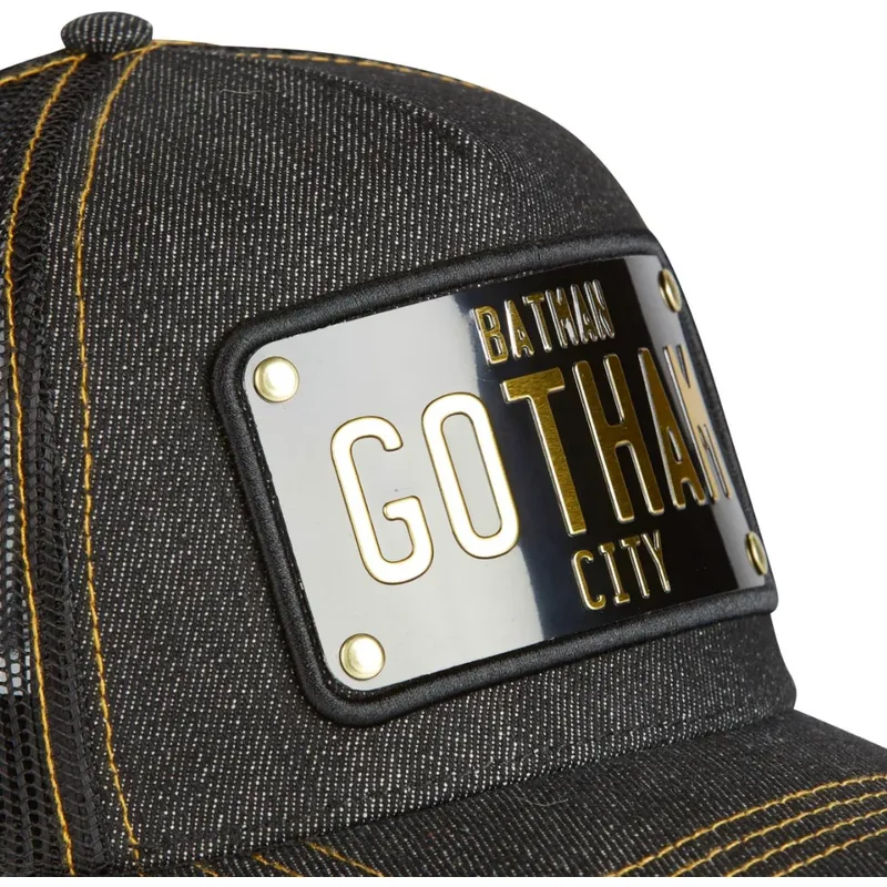 gorra-trucker-negra-con-placa-gotham-city-batman-dc6-batp1-dc-comics-de-capslab