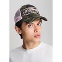 gorra-trucker-camuflaje-y-rosa-1971-de-ed-hardy