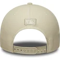 gorra-curva-beige-snapback-para-mujer-con-logo-beige-9forty-m-crown-pu-diamante-de-los-angeles-dodgers-mlb-de-new-era