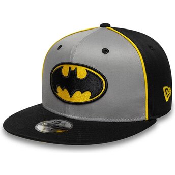 Gorra plana gris y negra snapback para niño 9FIFTY Piping de Batman DC Comics de New Era