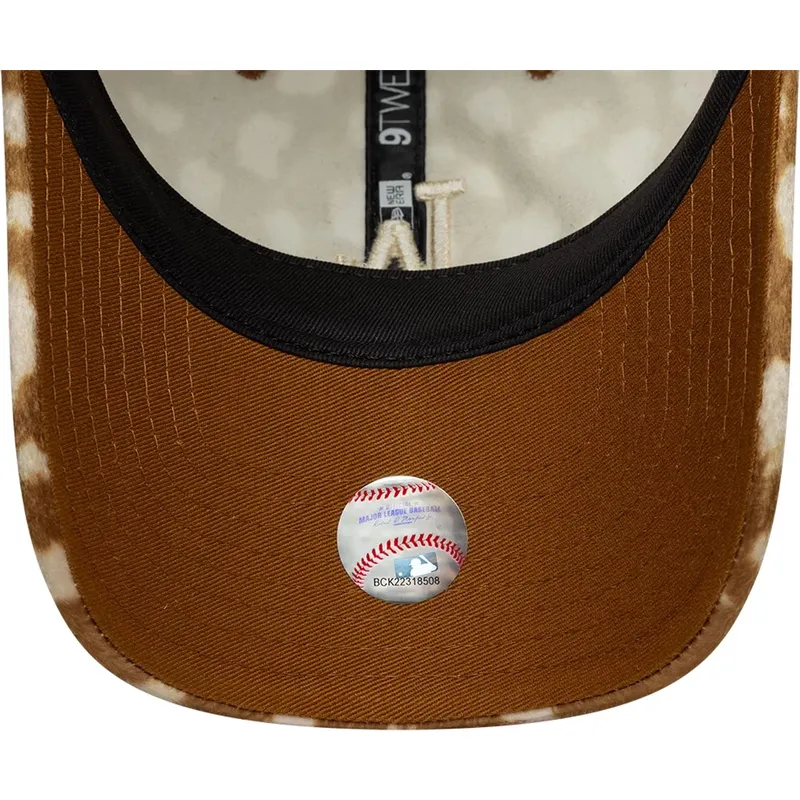 gorra-curva-marron-ajustable-9twenty-animal-print-de-los-angeles-dodgers-mlb-de-new-era gorra-curva-marron-ajustable-9twenty-animal-print-de-los-angeles-dodgers-mlb-de-new-era