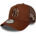 gorra-trucker-marron-con-logo-marron-e-frame-outline-de-new-york-yankees-mlb-de-new-era