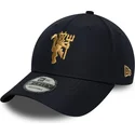 gorra-curva-azul-marino-ajustable-con-logo-dorado-9forty-de-manchester-city-football-club-premier-league-de-new-era