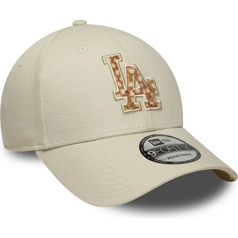 gorra-curva-beige-ajustable-con-logo-marron-9forty-faux-pony-infill-de-los-angeles-dodgers-mlb-de-new-era