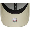 gorra-curva-beige-ajustable-con-logo-marron-9forty-faux-pony-infill-de-los-angeles-dodgers-mlb-de-new-era