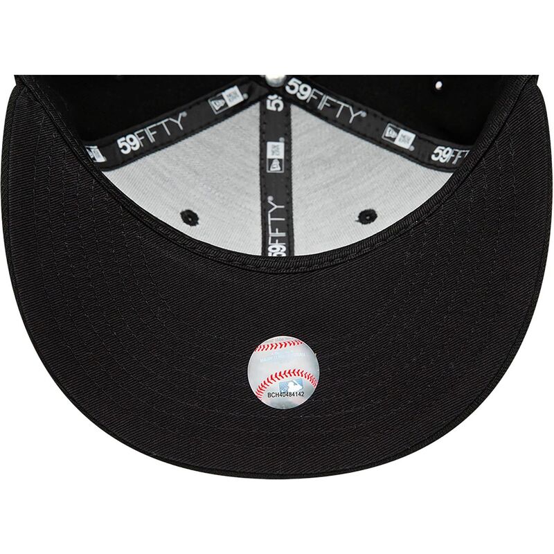 gorra-plana-negra-ajustada-con-logo-negro-59fifty-de-atlanta-braves-mlb-de-new-era gorra-plana-negra-ajustada-con-logo-negro-59fifty-de-atlanta-braves-mlb-de-new-era