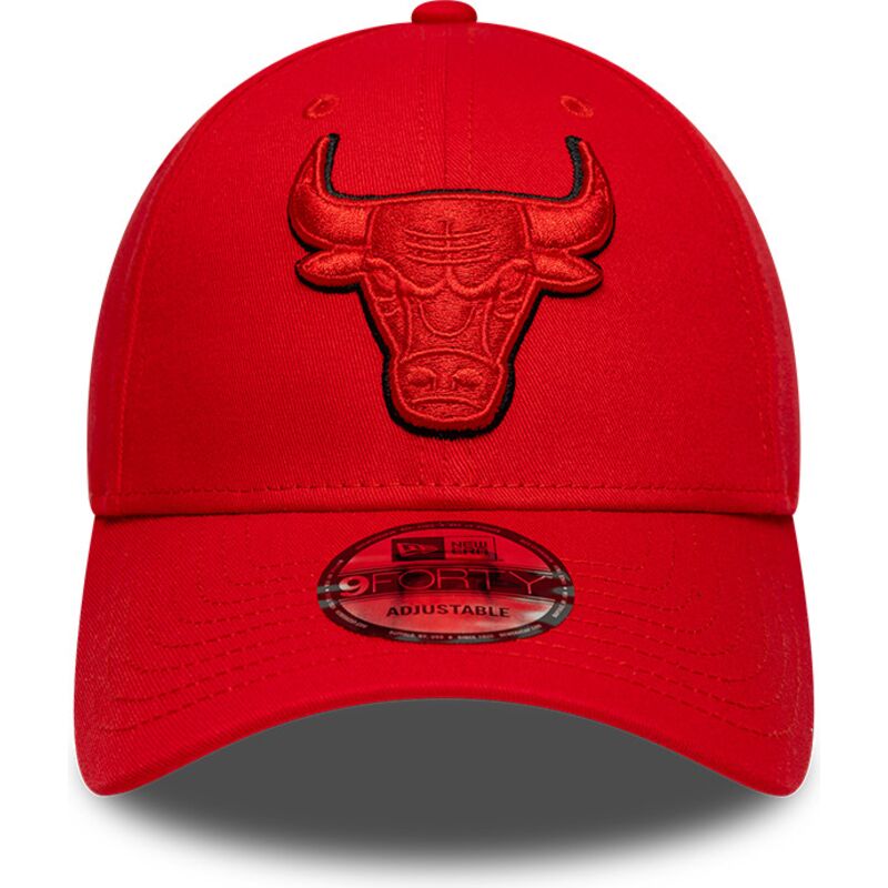 gorra-curva-roja-ajustable-con-logo-rojo-9forty-outline-de-chicago-bulls-nba-de-new-era gorra-curva-roja-ajustable-con-logo-rojo-9forty-outline-de-chicago-bulls-nba-de-new-era
